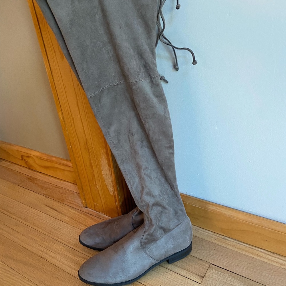 Unisa suede over knee boot size 8